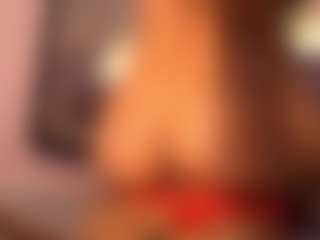 Izzy Wild's Live Sex Cam Show