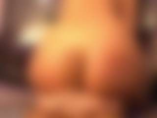 Izzy Wild's Live Sex Cam Show