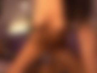 Izzy Wild's Live Sex Cam Show