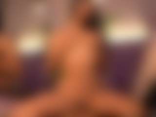 Izzy Wild's Live Sex Cam Show