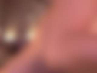 Izzy Wild's Live Sex Cam Show