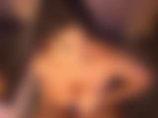 Izzy Wild's Live Sex Cam Show
