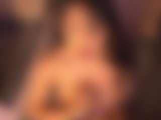 Izzy Wild's Live Sex Cam Show