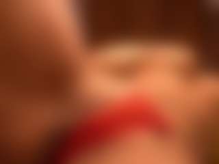 Izzy Wild's Live Sex Cam Show