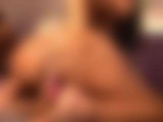 Izzy Wild's Live Sex Cam Show