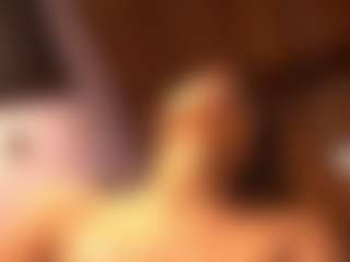 Izzy Wild's Live Sex Cam Show