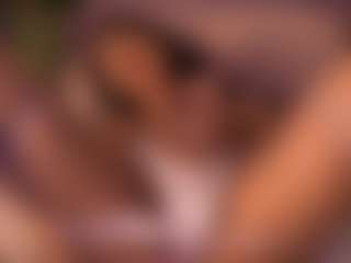Izzy Wild's Live Sex Cam Show