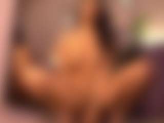 Izzy Wild's Live Sex Cam Show