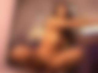 Izzy Wild's Live Sex Cam Show