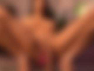 Izzy Wild's Live Sex Cam Show