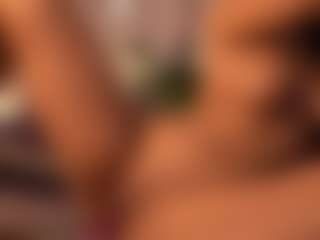 Izzy Wild's Live Sex Cam Show