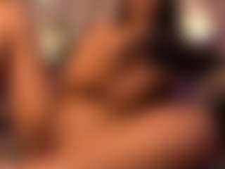 Izzy Wild's Live Sex Cam Show