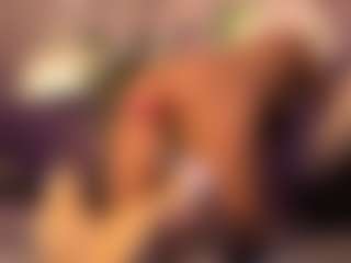Izzy Wild's Live Sex Cam Show