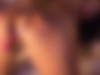 Izzy Wild's Live Sex Cam Show