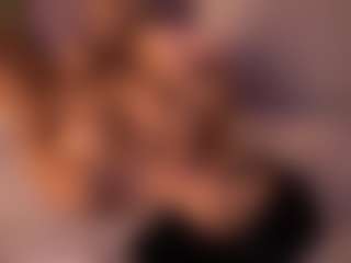 Izzy Wild's Live Sex Cam Show