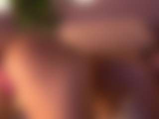 Izzy Wild's Live Sex Cam Show