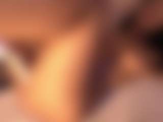 Izzy Wild's Live Sex Cam Show