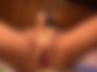 Izzy Wild's Live Sex Cam Show