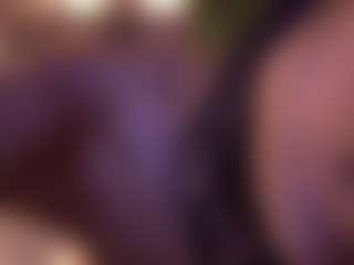 Izzy Wild's Live Sex Cam Show