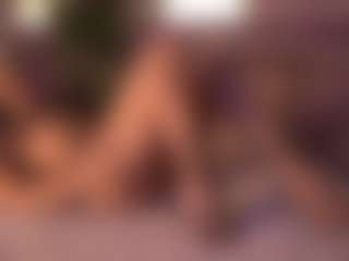 Izzy Wild's Live Sex Cam Show
