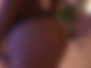 Izzy Wild's Live Sex Cam Show