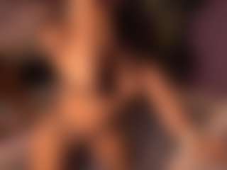 Izzy Wild's Live Sex Cam Show