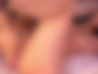 Izzy Wild's Live Sex Cam Show