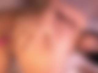 Izzy Wild's Live Sex Cam Show