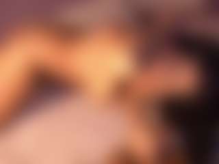 Izzy Wild's Live Sex Cam Show