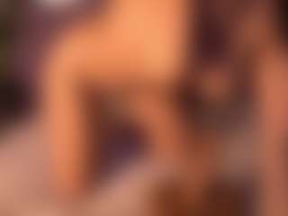 Izzy Wild's Live Sex Cam Show