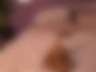 Izzy Wild's Live Sex Cam Show