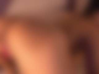 Izzy Wild's Live Sex Cam Show