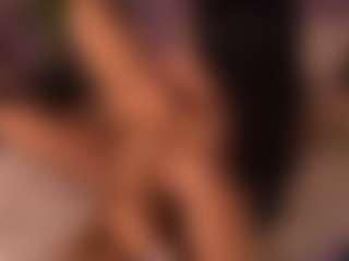 Izzy Wild's Live Sex Cam Show