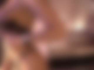 Izzy Wild's Live Sex Cam Show