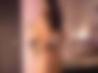 Izzy Wild's Live Sex Cam Show