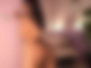 Izzy Wild's Live Sex Cam Show