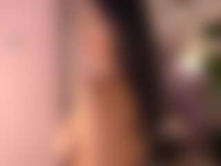 Izzy Wild's Live Sex Cam Show