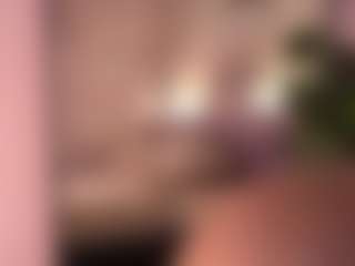 Izzy Wild's Live Sex Cam Show