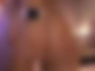 Izzy Wild's Live Sex Cam Show