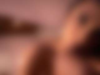 Izzy Wild's Live Sex Cam Show