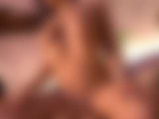 Izzy Wild's Live Sex Cam Show