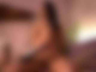 Izzy Wild's Live Sex Cam Show