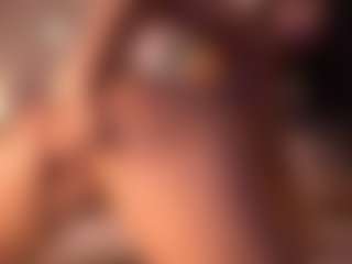 Izzy Wild's Live Sex Cam Show