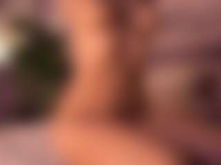 Izzy Wild's Live Sex Cam Show