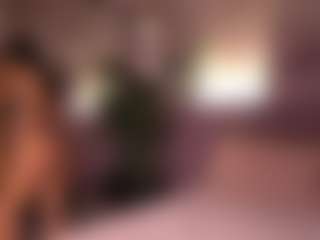 Izzy Wild's Live Sex Cam Show