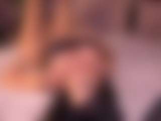 Izzy Wild's Live Sex Cam Show