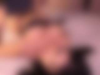 Izzy Wild's Live Sex Cam Show
