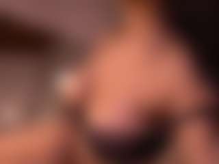 Izzy Wild's Live Sex Cam Show