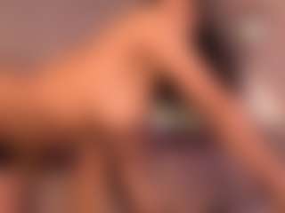 Izzy Wild's Live Sex Cam Show