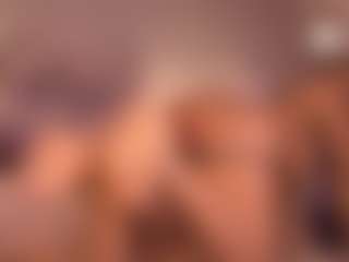 Izzy Wild's Live Sex Cam Show